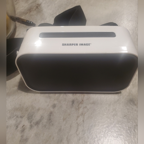 Sharper Image Smart Phone Black and White VR Headset - Picture 1 of 2